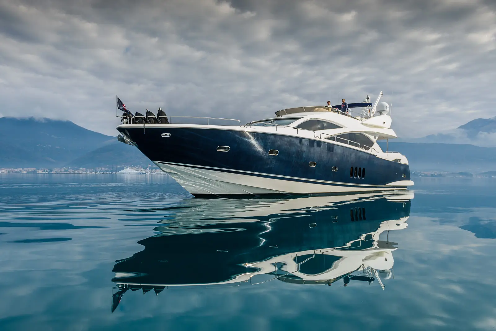 2007 Sunseeker predator 82