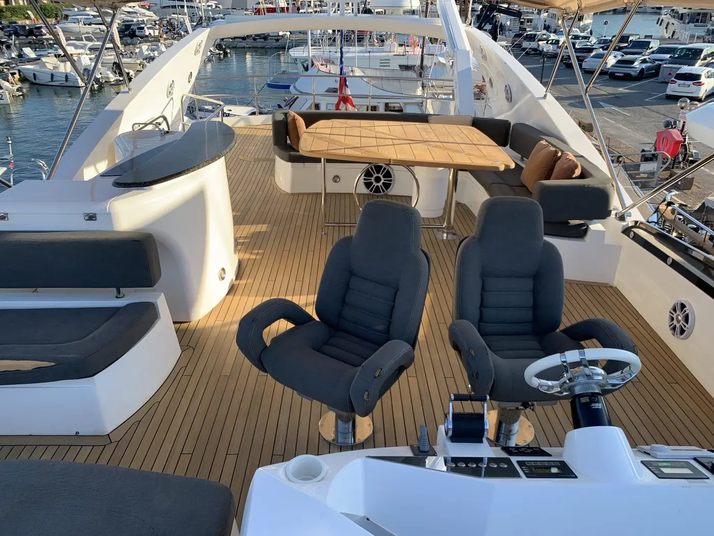 2007 Sunseeker predator 82