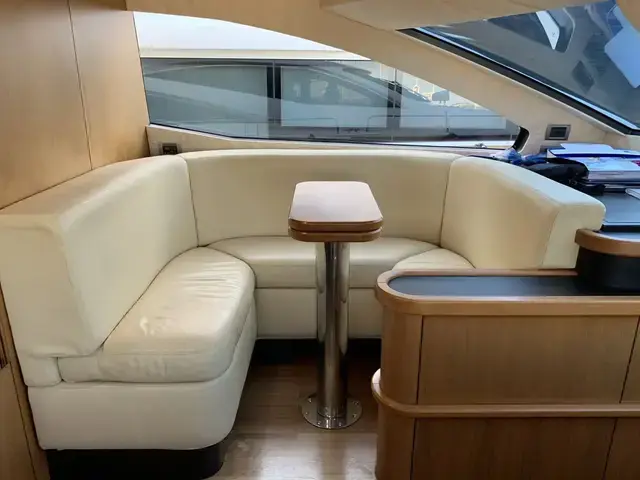 Sunseeker Predator 82