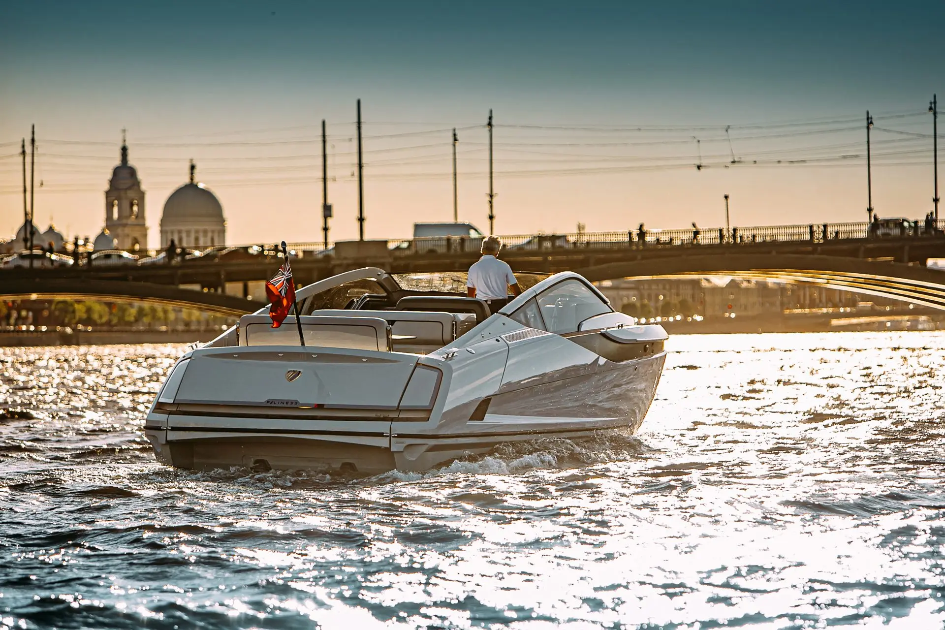 2021 Fairline f line 33