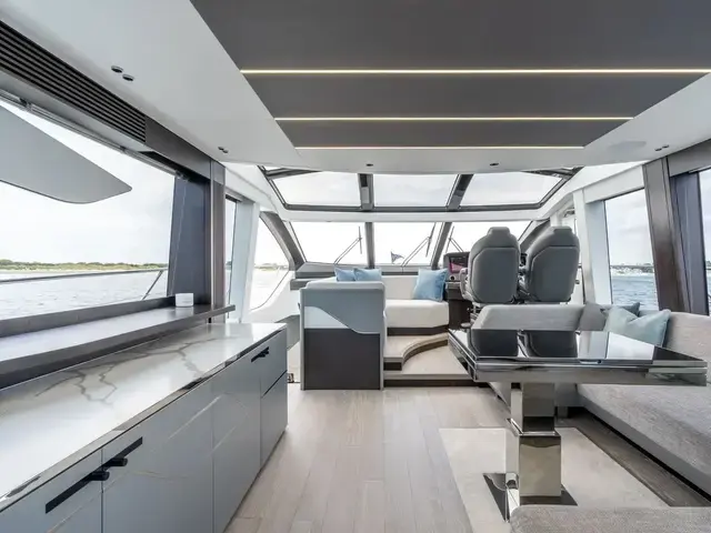 Sunseeker Predator 74 Xps