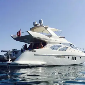 2003 Azimut 55