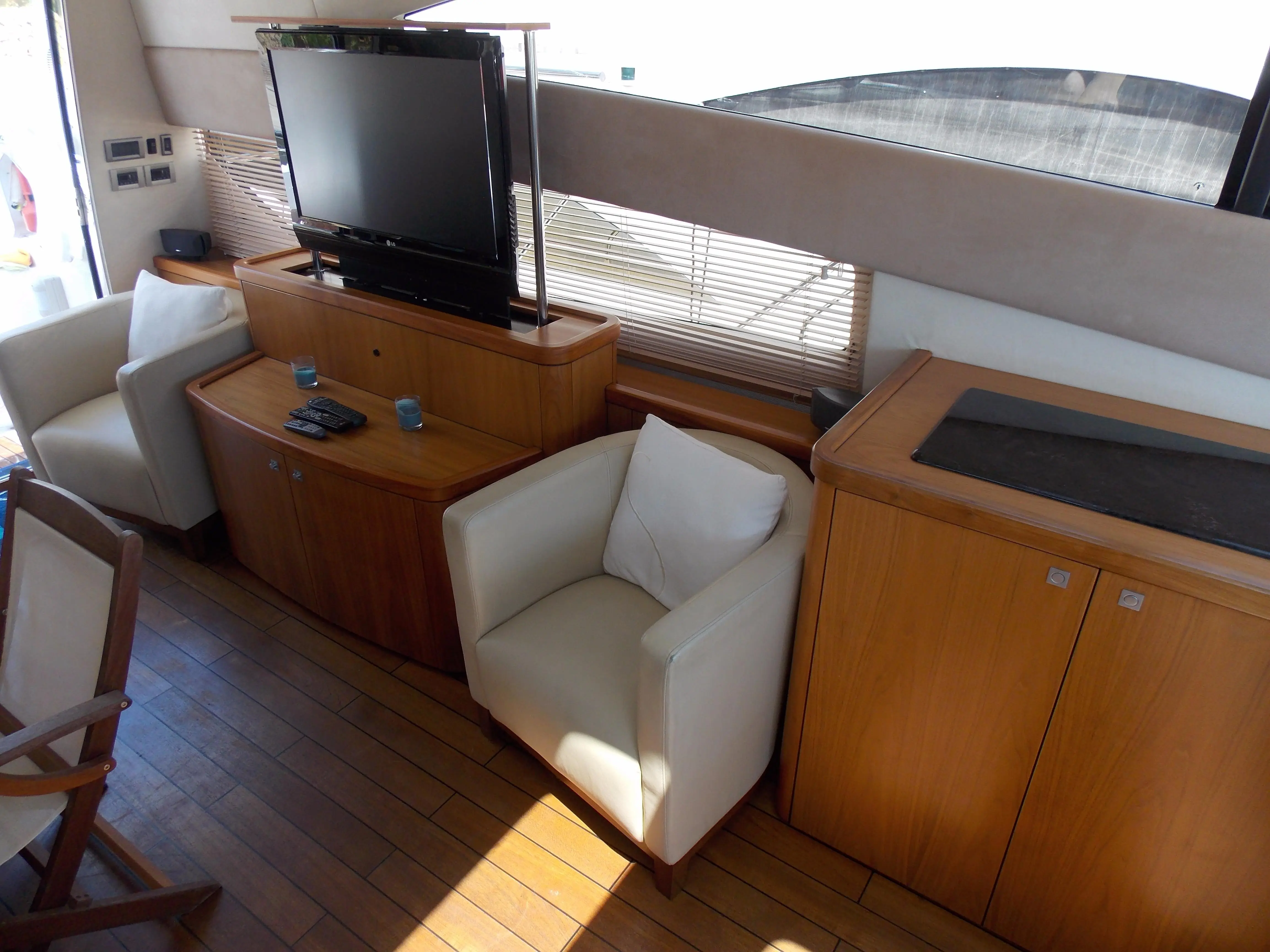 2007 Sunseeker predator 72