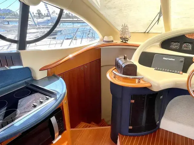 Azimut 55