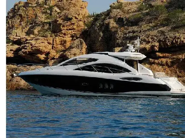 Sunseeker Predator 52