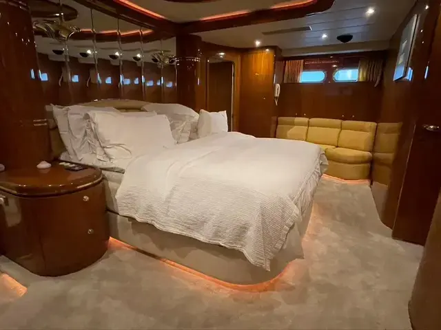 Elegance 82