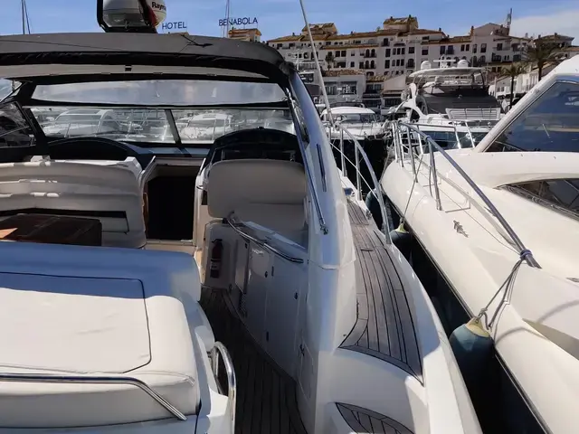 Sunseeker Predator 55