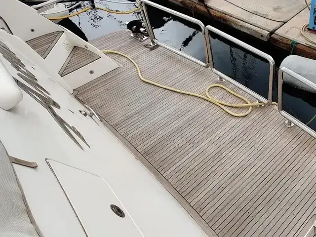 Elegance 82