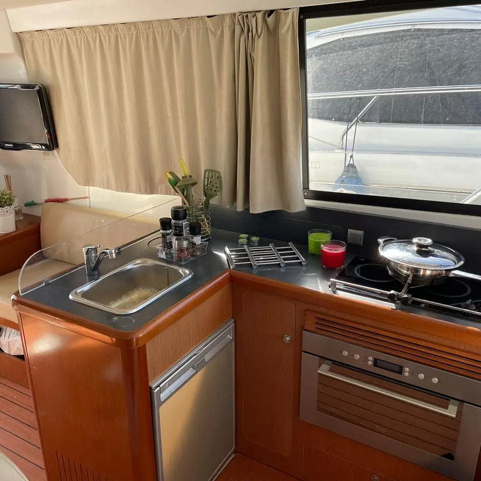 2010 Beneteau antares 36