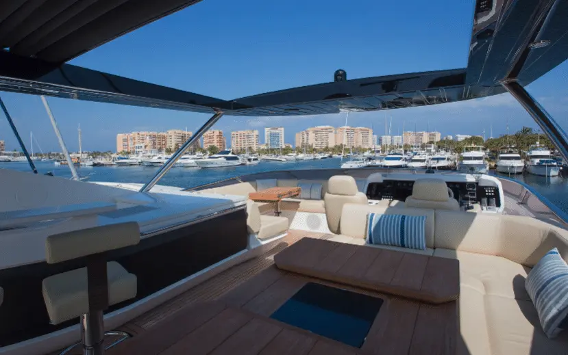 2016 Sunseeker 86 yacht