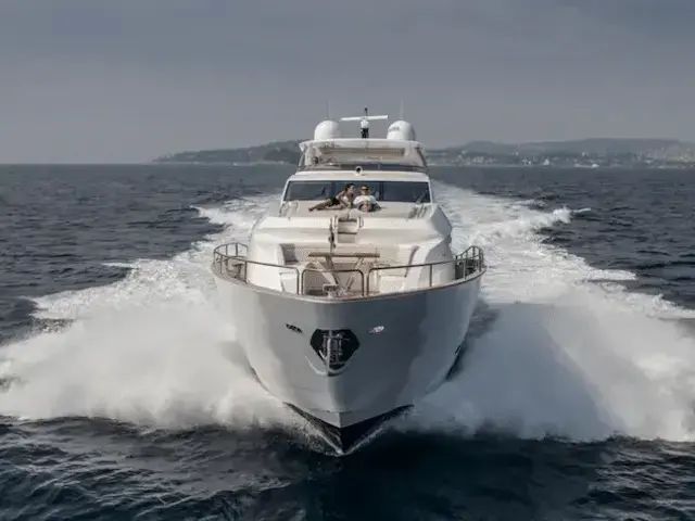 Sunseeker Yacht 95