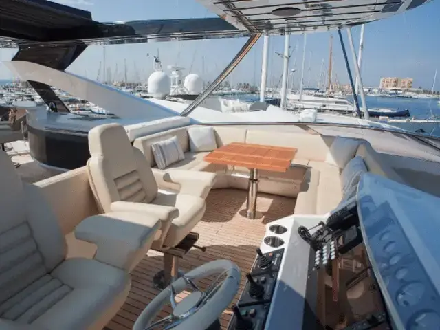 Sunseeker Yacht 86