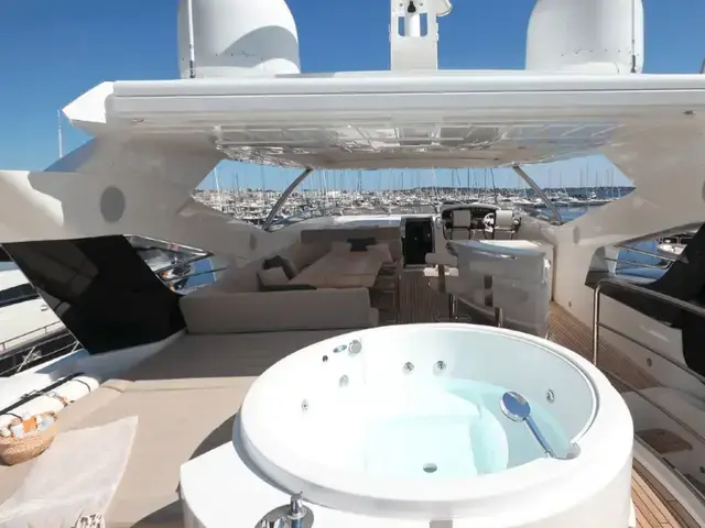 Sunseeker Yacht 95