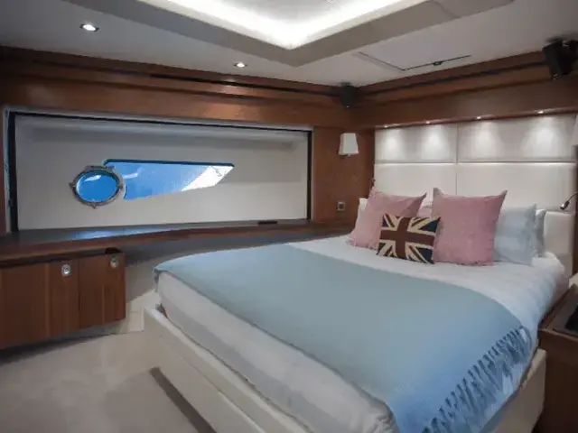 Sunseeker Yacht 86