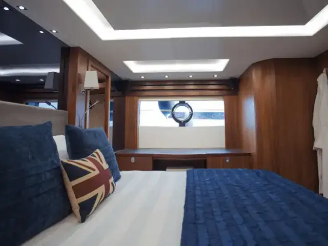 Sunseeker Yacht 86