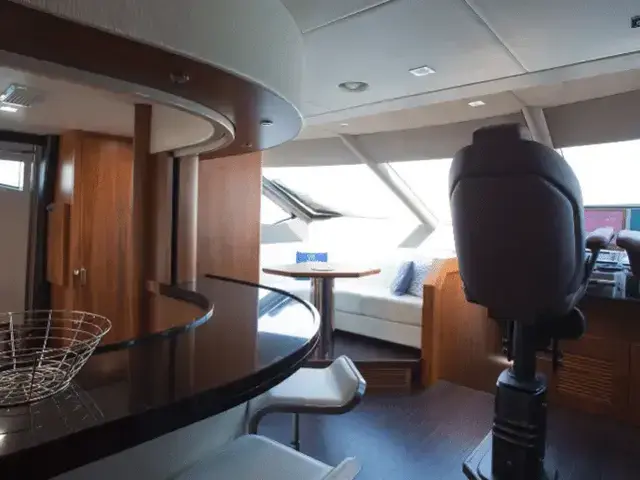 Sunseeker Yacht 86