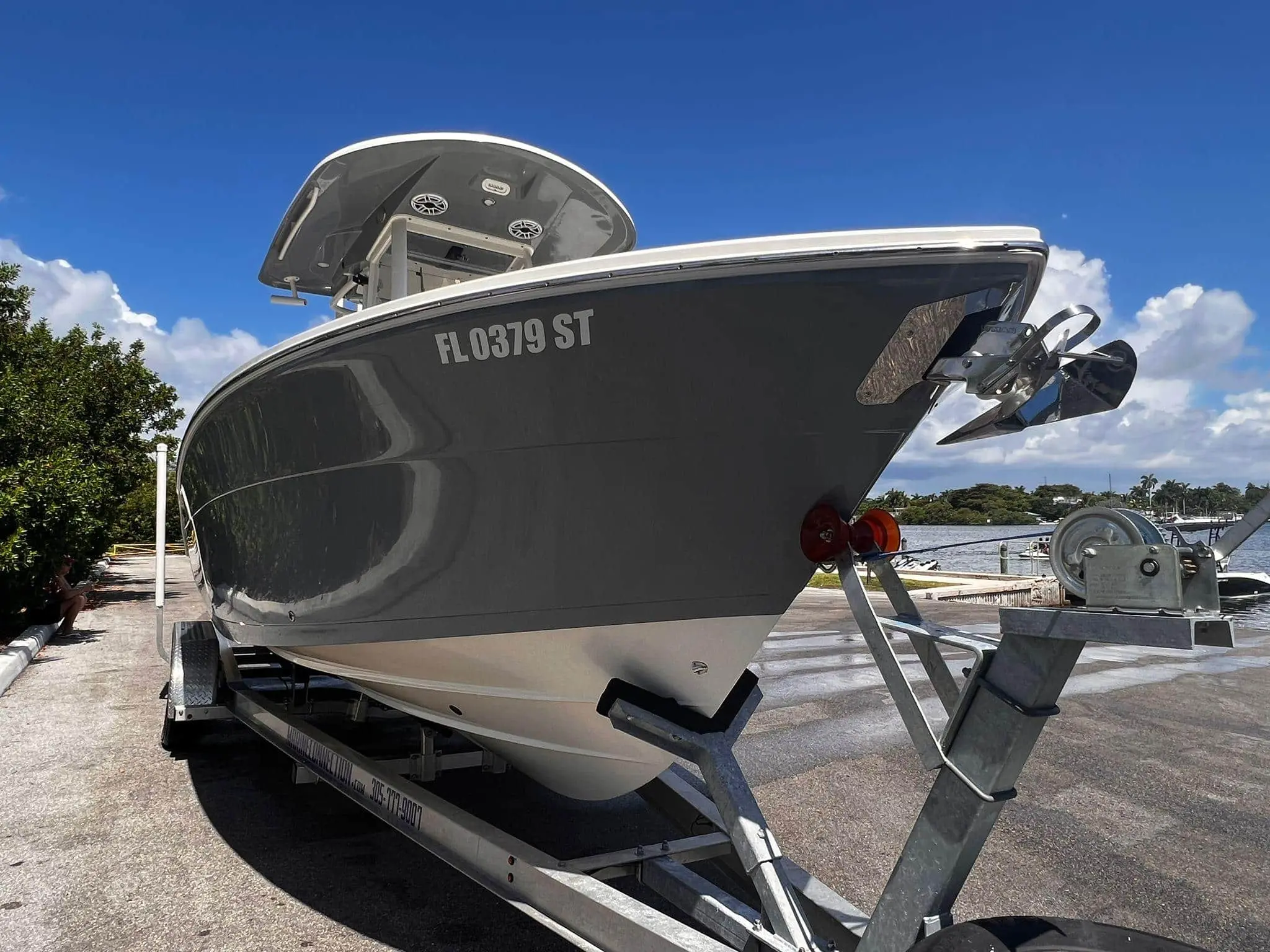 2020 Cobia Boats 240 cc