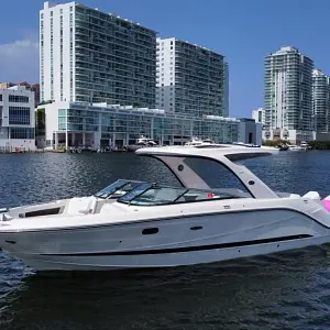 2019 Sea Ray 310 SLX