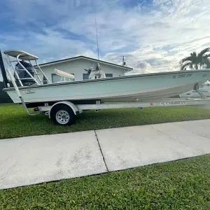 2003 Hewes 21 Redfisher