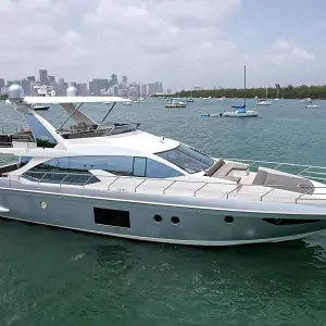 2017 Azimut 66