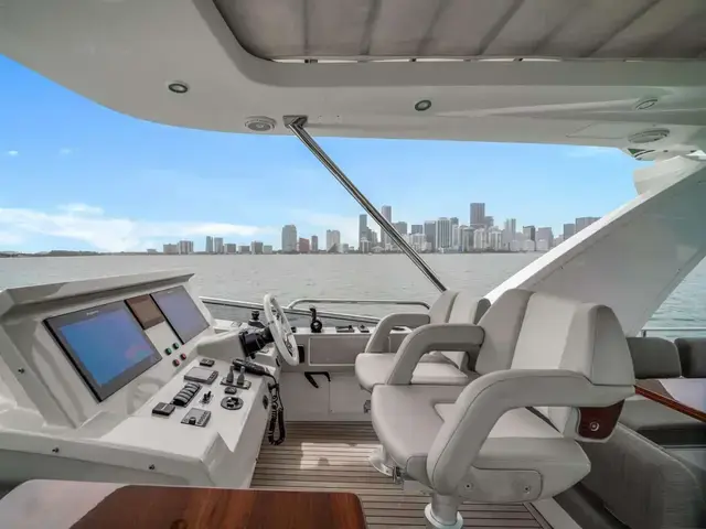 Azimut 66