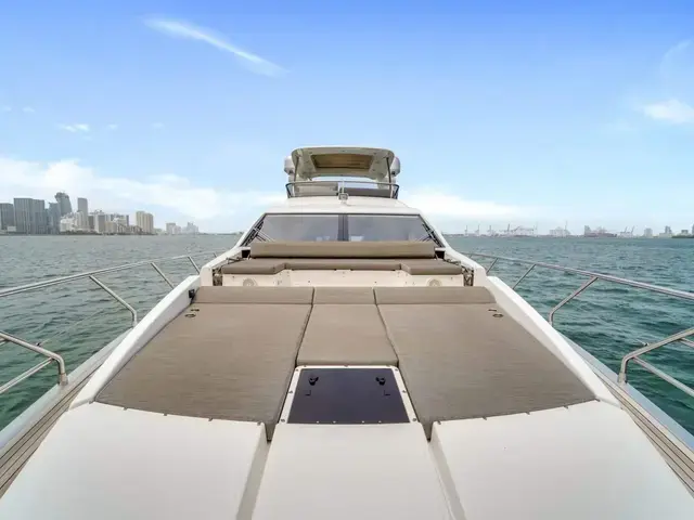 Azimut 66