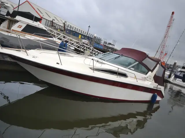 Sea Ray Sundancer 270