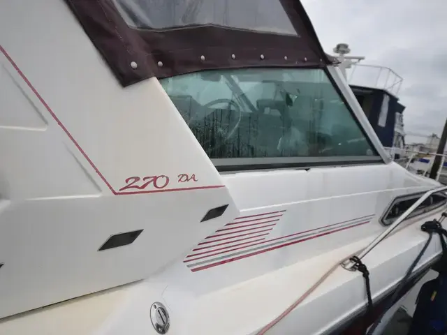 Sea Ray Sundancer 270