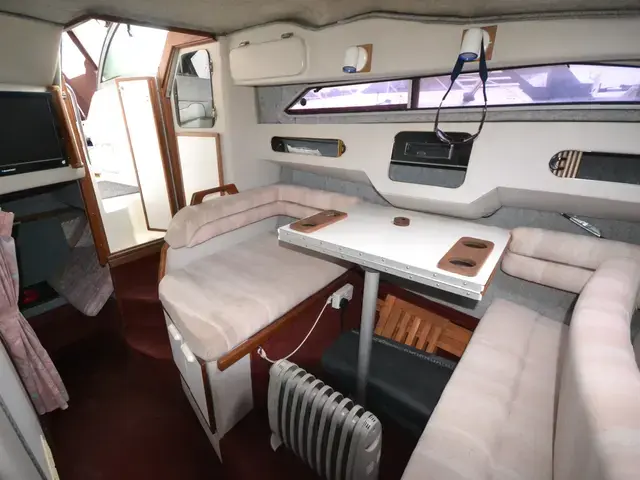 Sea Ray Sundancer 270