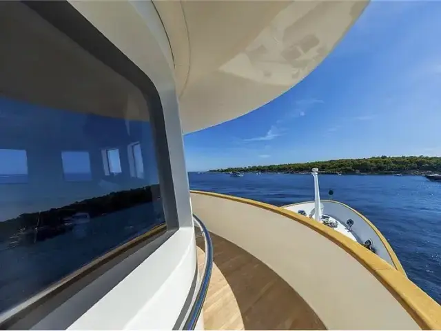 Terranova Yachts 85