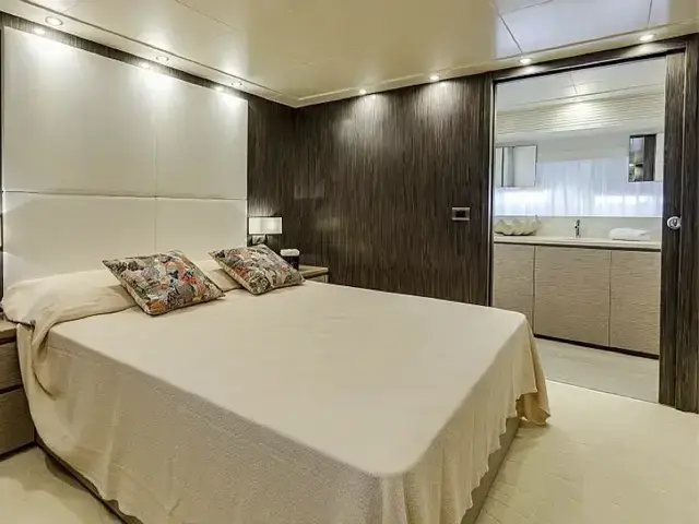 Terranova Yachts 85