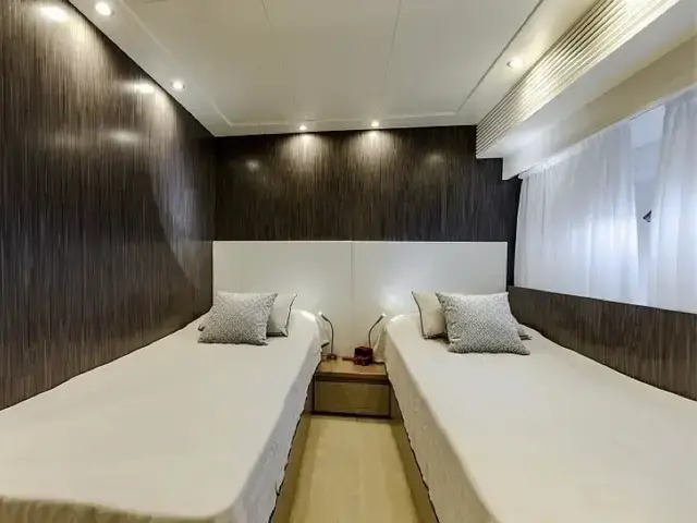 Terranova Yachts 85