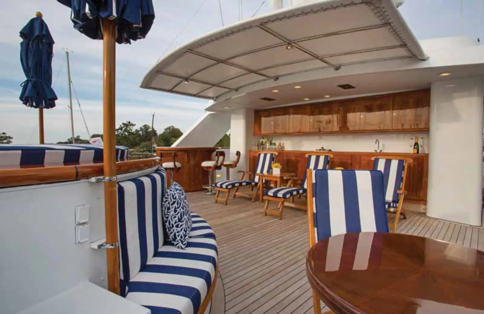 1991 Feadship 120