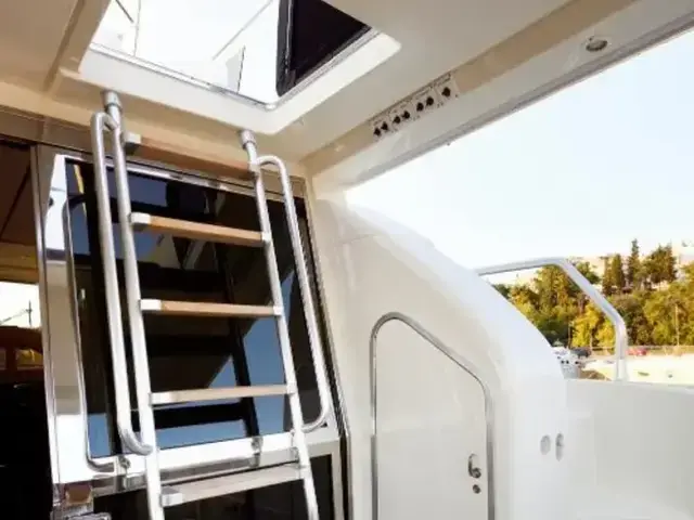 Ferretti Yachts Ferretti 165 Fly