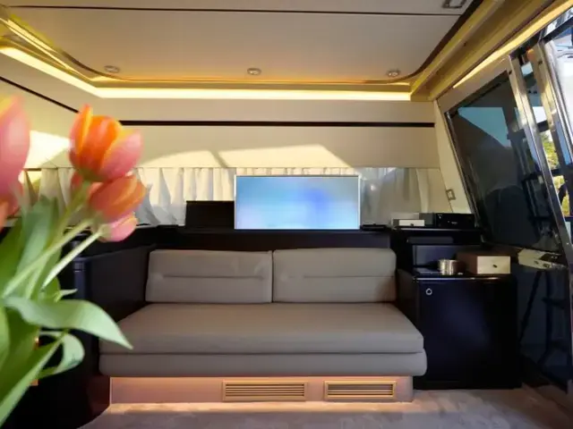 Ferretti Yachts Ferretti 165 Fly