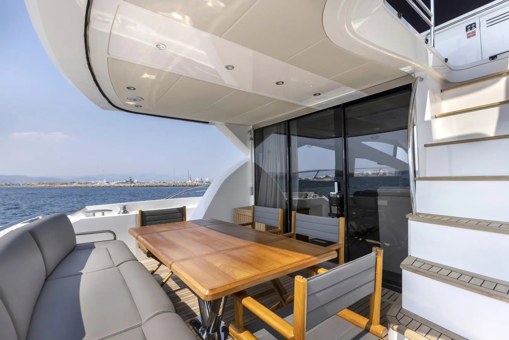 2016 Sunseeker manhattan 65