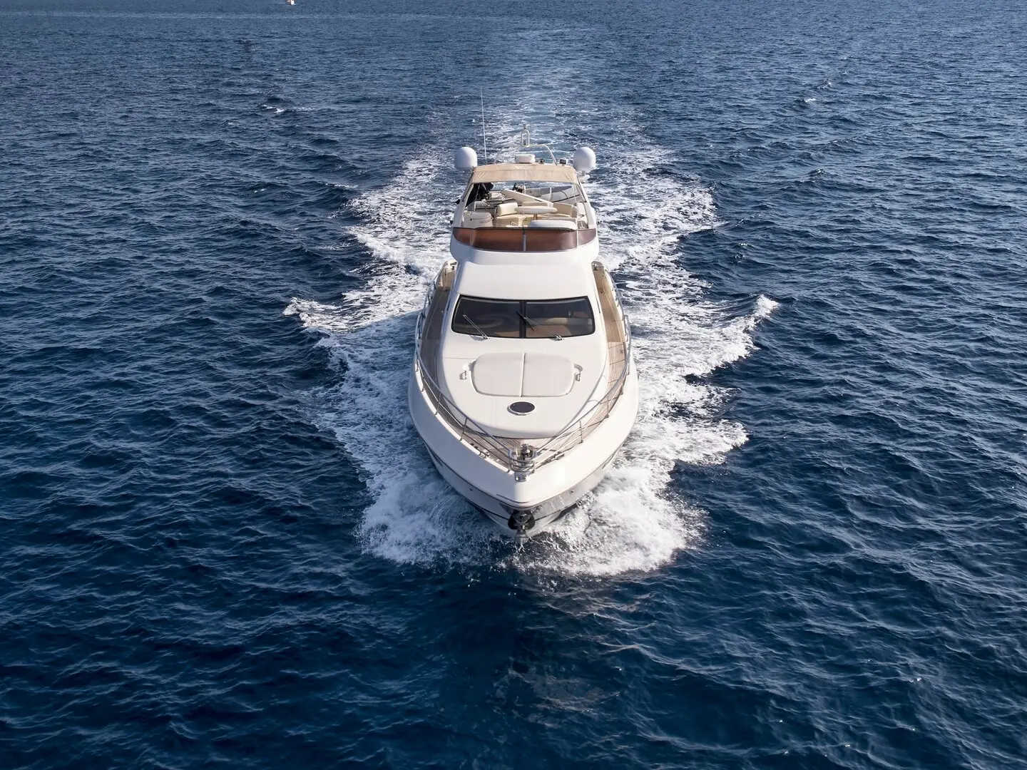 2006 Azimut 68 e