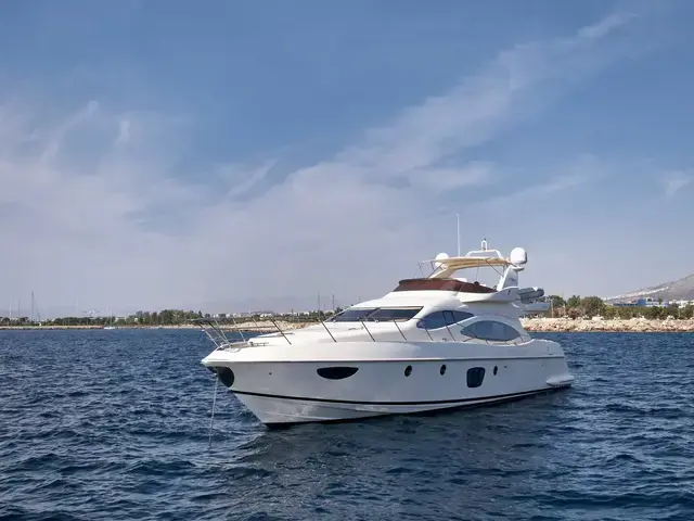 Azimut 68 E