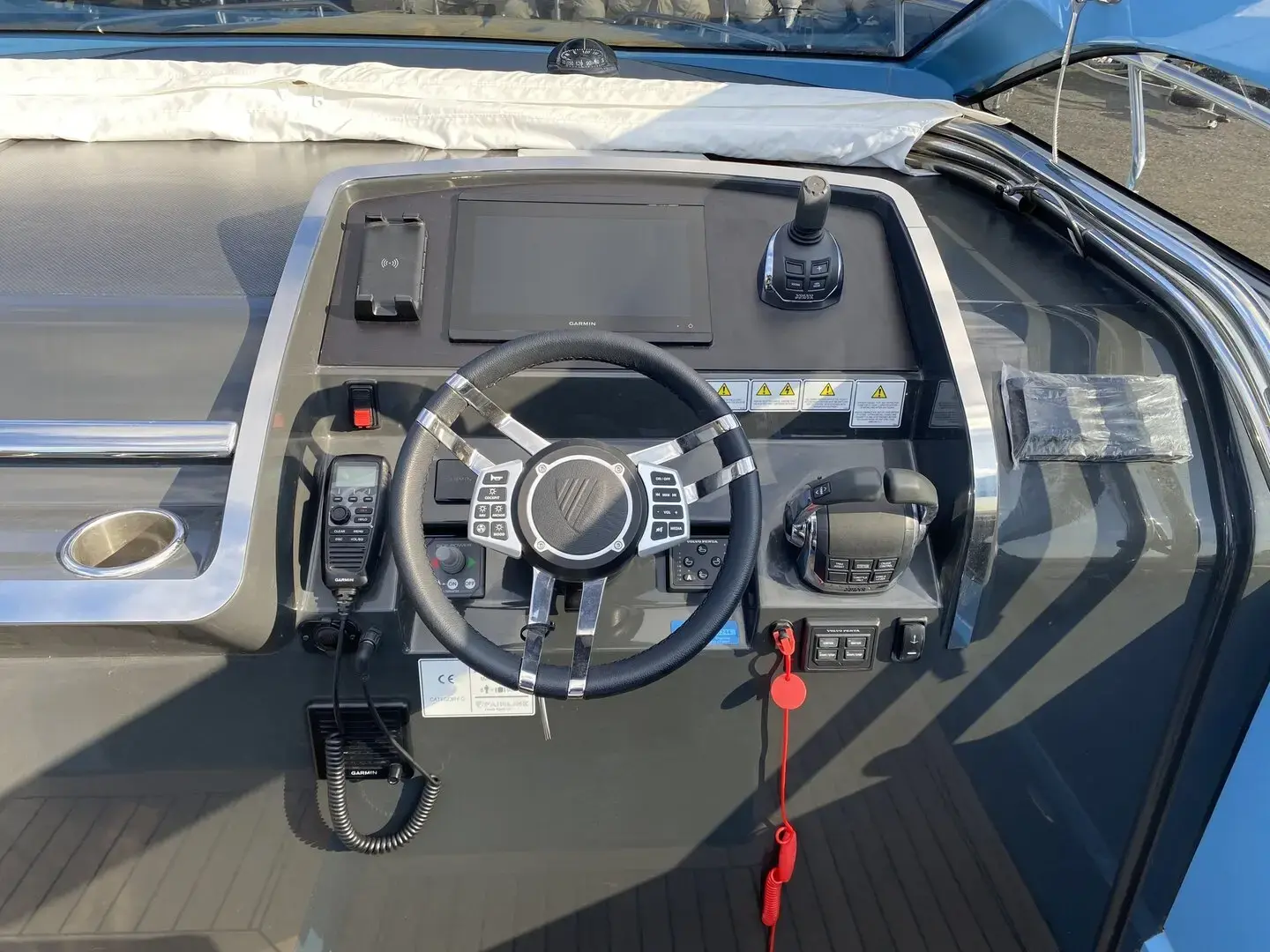 2021 Fairline f line 33