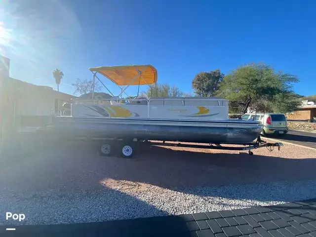 Lowe Ss240 Suncruiser