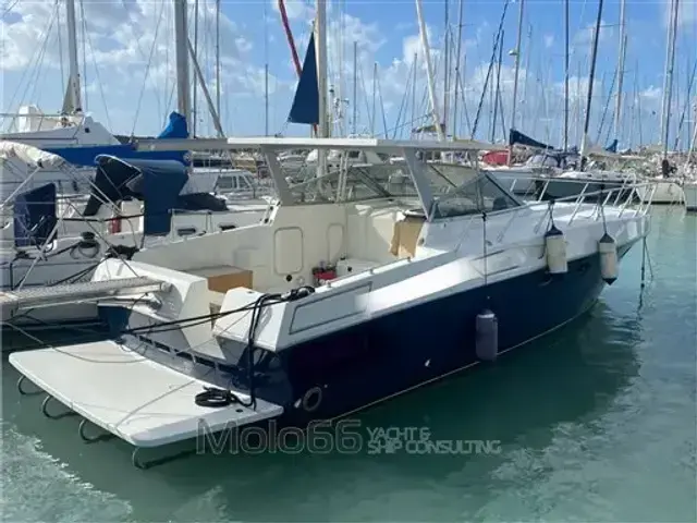 Ferretti Yachts Altura 38