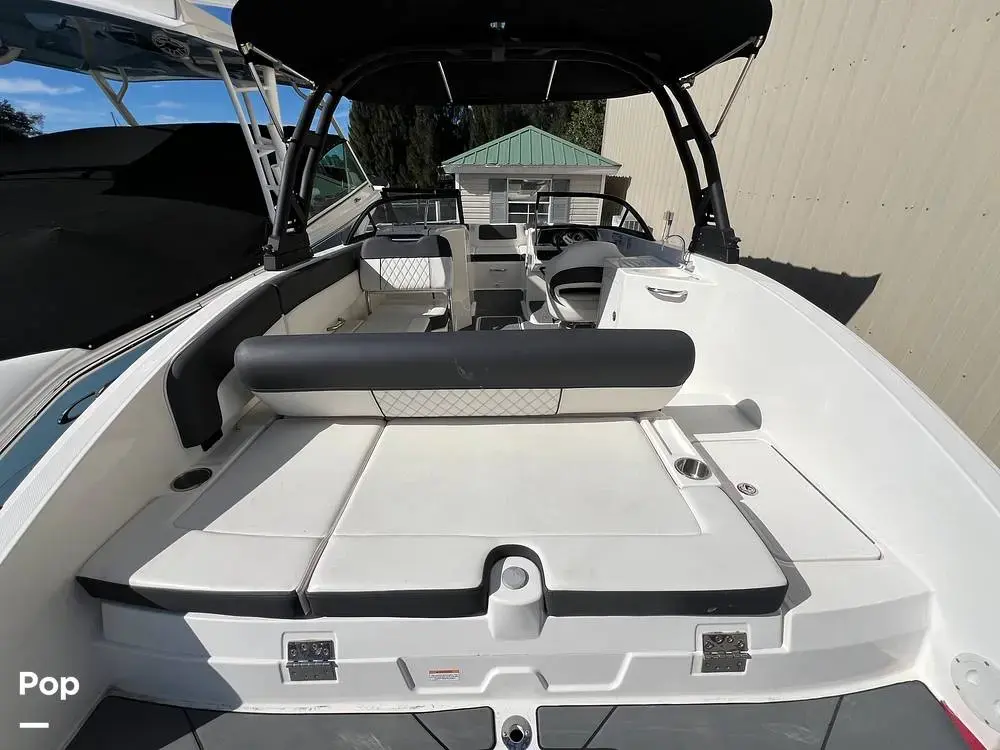 2020 Bayliner dx2200