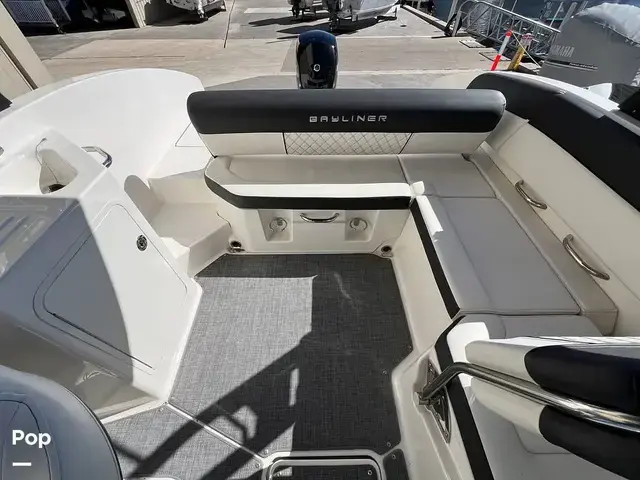 Bayliner Dx2200