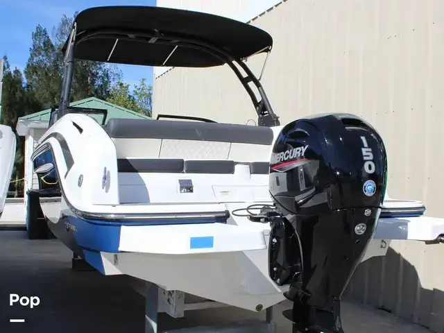 Bayliner Dx2200