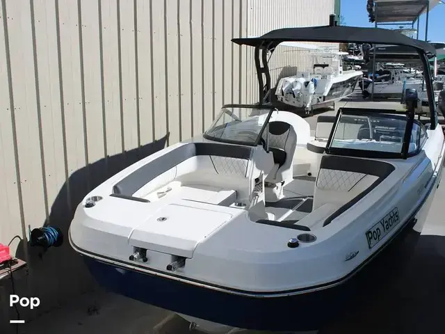 Bayliner Dx2200