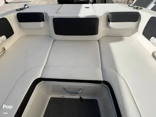 Bayliner Dx2200