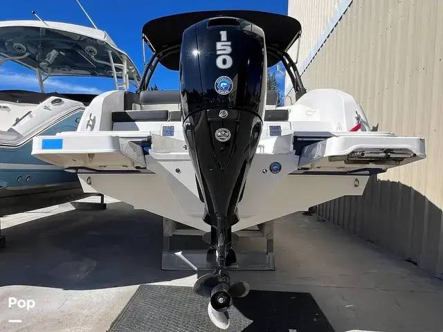 Bayliner Dx2200