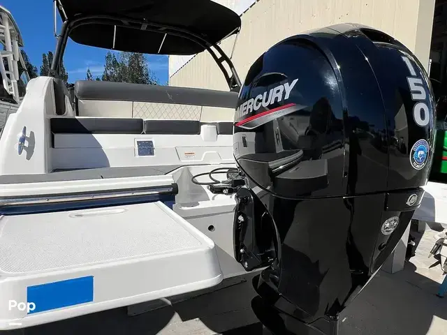 Bayliner Dx2200