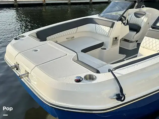 Bayliner Dx2200