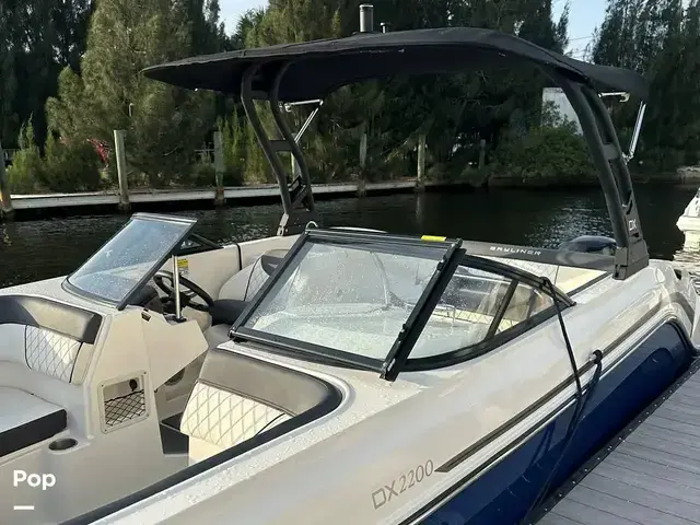 Bayliner Dx2200